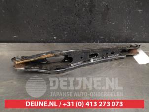 Mitsubishi Lancer Querlenker links hinten O383642 foto 3