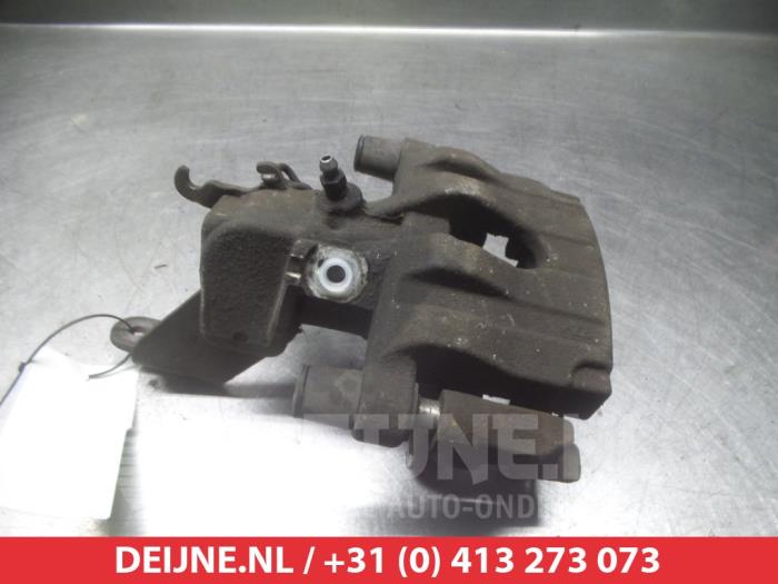 Nissan Primera Bremszange rechts hinten O376909