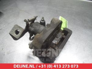 Toyota Urban Cruiser Rear brake calliper, left O376616 photo 3