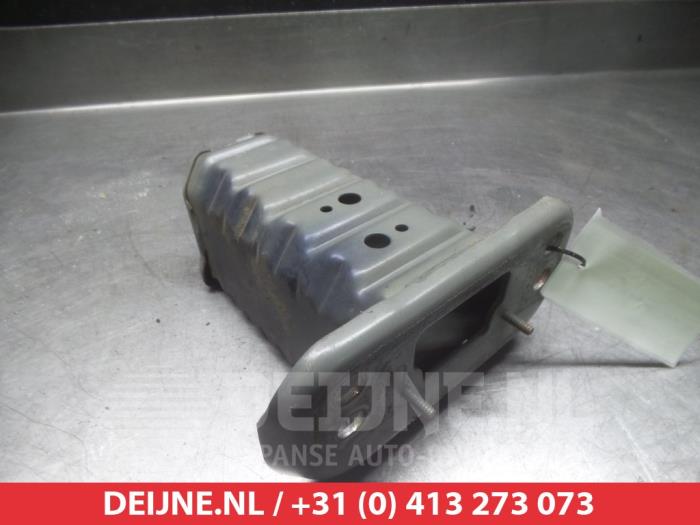 Toyota Urban Cruiser Stoßstangenstütze links vorne O264978