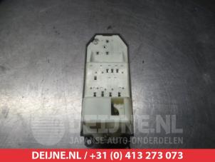 Toyota Yaris Multi-functional window switch O312434 photo 2