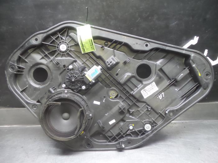 Hyundai I30 Ruitmechaniek 4Deurs links-achter O290310