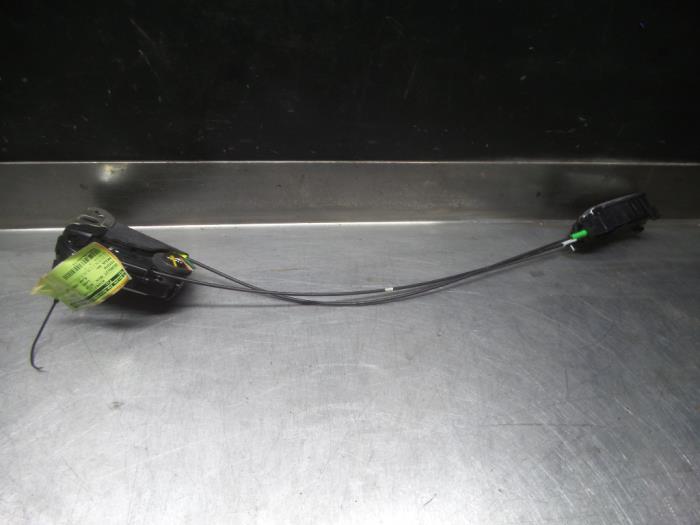 Toyota Prius Deurslot Mechaniek 4Deurs links-achter O280519