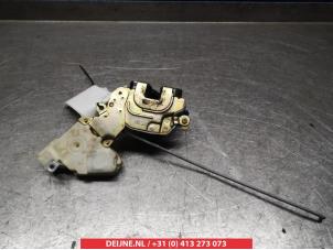 Nissan Terrano Door lock mechanism 4-door, front left O279503 photo 2