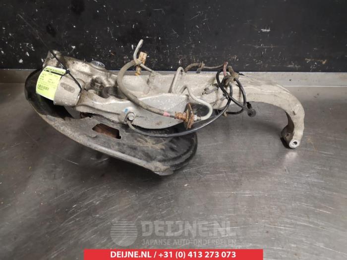 Nissan 370Z Fusee rechts-voor O323523