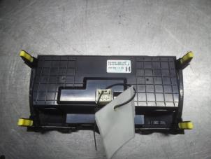 Toyota Auris Kachel Bedieningspaneel O306449 foto 2
