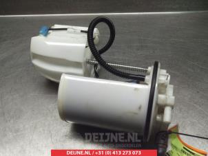 Gebruikte Tank element Pomp Toyota RAV4 (A4) 2.0 16V VVT-i 4x4 Prijs € 75,00 Margeregeling aangeboden door V.Deijne Jap.Auto-onderdelen BV