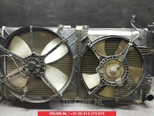 Gebruikte Radiateur Mazda 626 (GE14/74/84) 1.8i LX,GLX 16V Prijs € 50,00 Margeregeling aangeboden door V.Deijne Jap.Auto-onderdelen BV