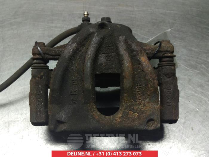 Toyota Avensis Remklauw (Tang) rechts-voor O326907