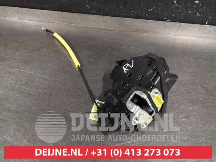 Kia Rio Deurslot Mechaniek 4Deurs rechts-voor O280931