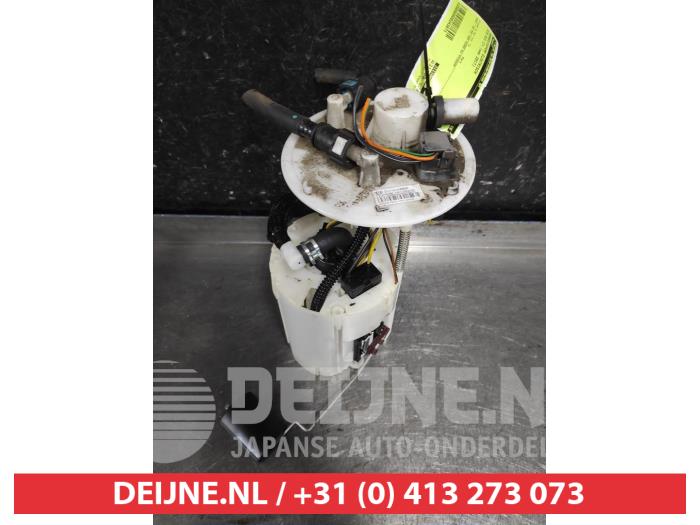 Gebruikte Tank element Pomp Kia Rio IV (YB) 1.4 CRDi 90 16V Prijs € 65,00 Margeregeling aangeboden door V.Deijne Jap.Auto-onderdelen BV