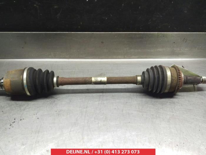 Kia Picanto Aandrijfas links-voor O318017