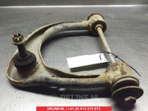 Toyota Hilux Querlenker oben rechts vorne O380911 foto 2