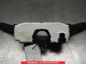 Nissan Pulsar Steering column stalk O308528 photo 2