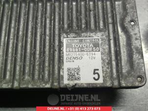 Toyota Yaris Ignition lock + key O336100 photo 2