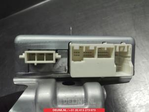 Toyota Prius Power steering computer O339014 photo 3
