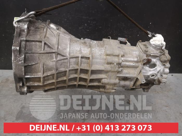Gebruikte Versnellingsbak Nissan King Cab/Pickup 4x4 (D22) 2.5 D Prijs € 350,00 Margeregeling aangeboden door V.Deijne Jap.Auto-onderdelen BV
