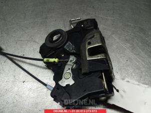 Toyota Corolla Deurslot Mechaniek 2Deurs rechts O279299 foto 3