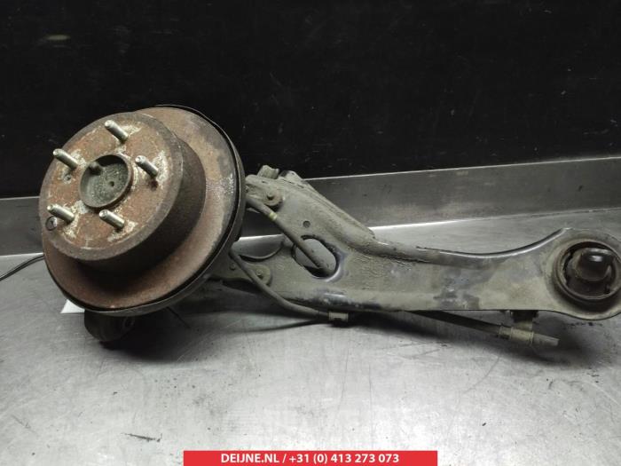 Kia Magentis Fusee rechts-achter O382985