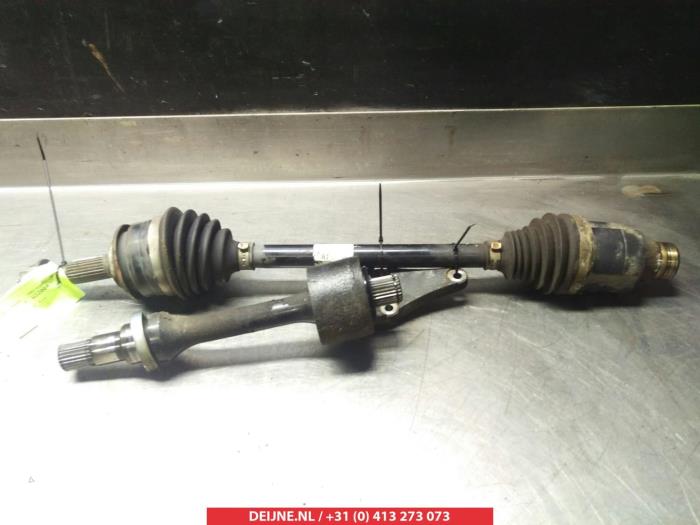 Suzuki Swift Front drive shaft, right O320007