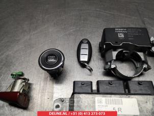 Nissan Qashqai Engine management computer O344586 photo 3