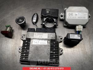 Gebruikte Sleutel + Contactslot Nissan Qashqai (J11) 1.6 DIG-T 163 16V Prijs € 250,00 Margeregeling aangeboden door V.Deijne Jap.Auto-onderdelen BV