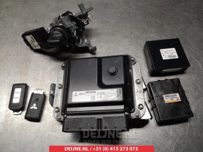 Mitsubishi Lancer Computer Motormanagement O344938