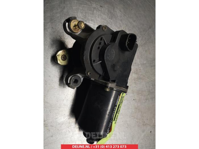 Mitsubishi Pajero Ruitenwissermotor voor O349008