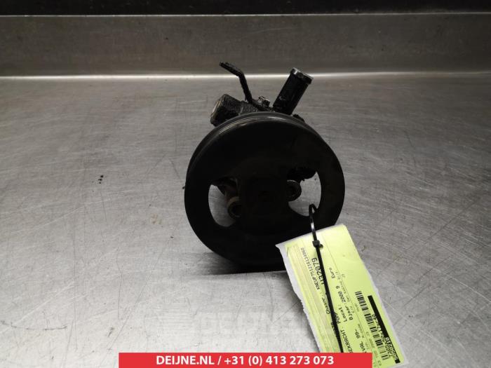 Kia Carnival Lenkkraftverstärker Pumpe O331302