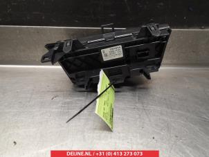 Toyota Prius Plus Heater control panel O306378 photo 2