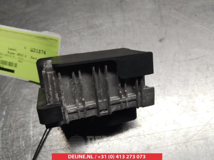 Chevrolet Captiva Relais O310658