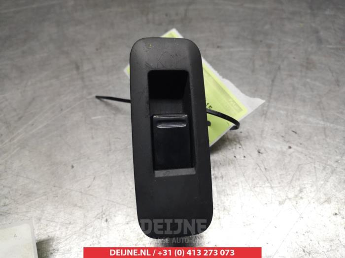 Nissan Primera Elektrisch Raam Schakelaar O311297
