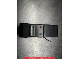 Kia Picanto Kombischalter Fenster O311888 foto 2