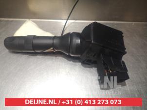 Toyota Verso Ruitenwis Schakelaar O310513 foto 3