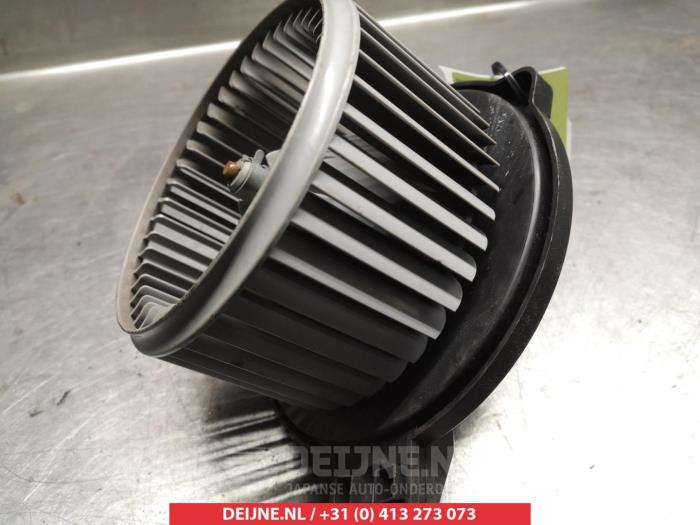 Kia Rio Kachel Ventilatiemotor O367096