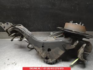 Nissan Juke Achsschenkel links hinten O380383 foto 3