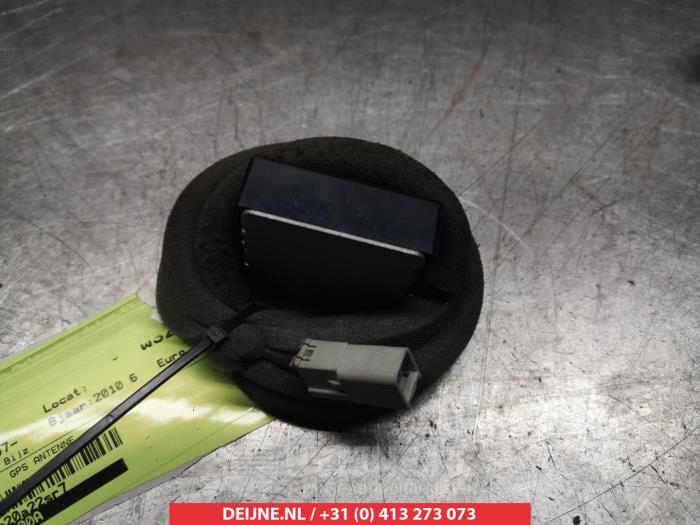 Nissan Qashqai+2 Antenne O269207