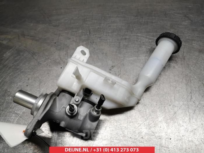 Nissan Pulsar Hoofdremcilinder O336608