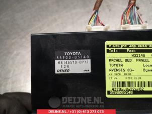 Toyota Avensis Heater control panel O306318 photo 2
