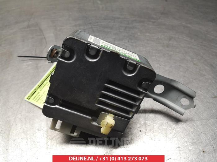 Toyota Avensis Lenkkraftverstärker Steuergerät O338997