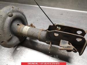 Honda Jazz Schokdemperpoot rechts-voor O321767 foto 3