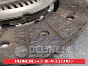 Nissan Terrano Kupplungsset (komplett) O374160 foto 2