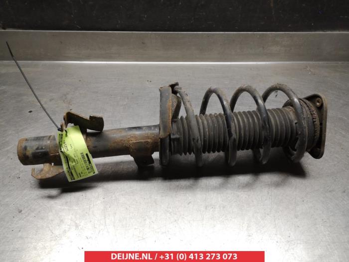 Mazda 3 Schokdemperpoot rechts-voor O321162