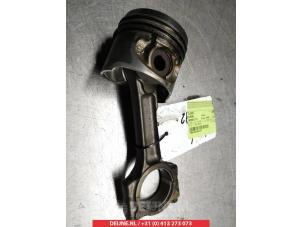 Gebruikte Zuiger Nissan Qashqai (J10) 1.5 dCi DPF Prijs € 50,00 Margeregeling aangeboden door V.Deijne Jap.Auto-onderdelen BV