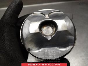 Mazda CX-5 Piston O352465 photo 2