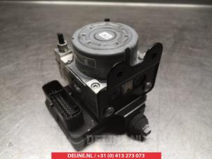 Honda Civic ABS Pomp O338117 foto 3