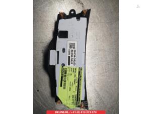 Suzuki Swift Heater control panel O306274 photo 2