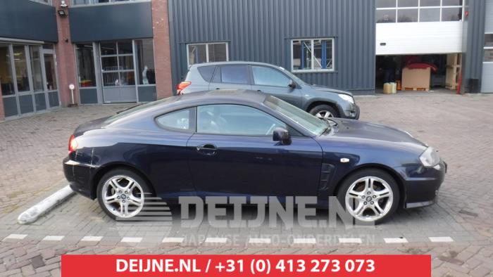 Hyundai Coupe Portier 2Deurs rechts O271824