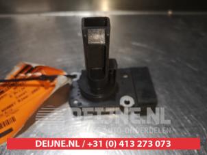 Gebruikte Luchthoeveelheidsmeter Toyota Corolla Wagon (E12) 2.0 D-4D 16V 90 Prijs € 25,00 Margeregeling aangeboden door V.Deijne Jap.Auto-onderdelen BV