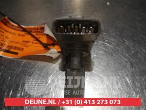 Toyota Corolla Airflow meter O342998 photo 2
